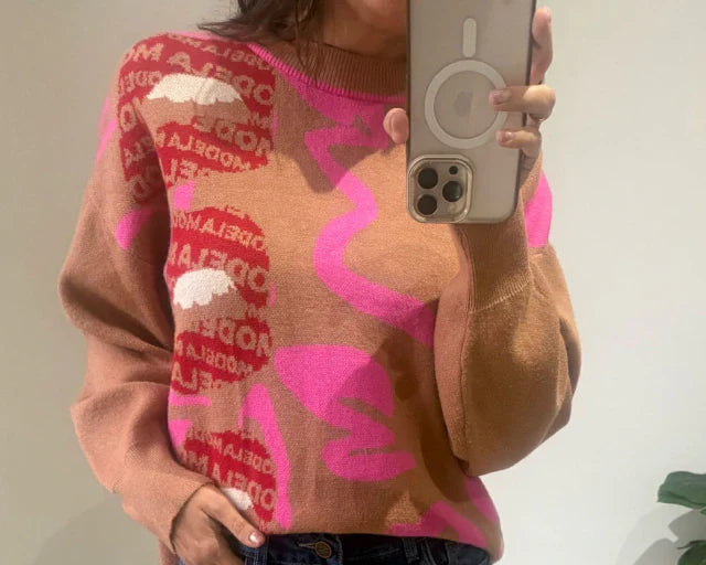 Sweater Kiss